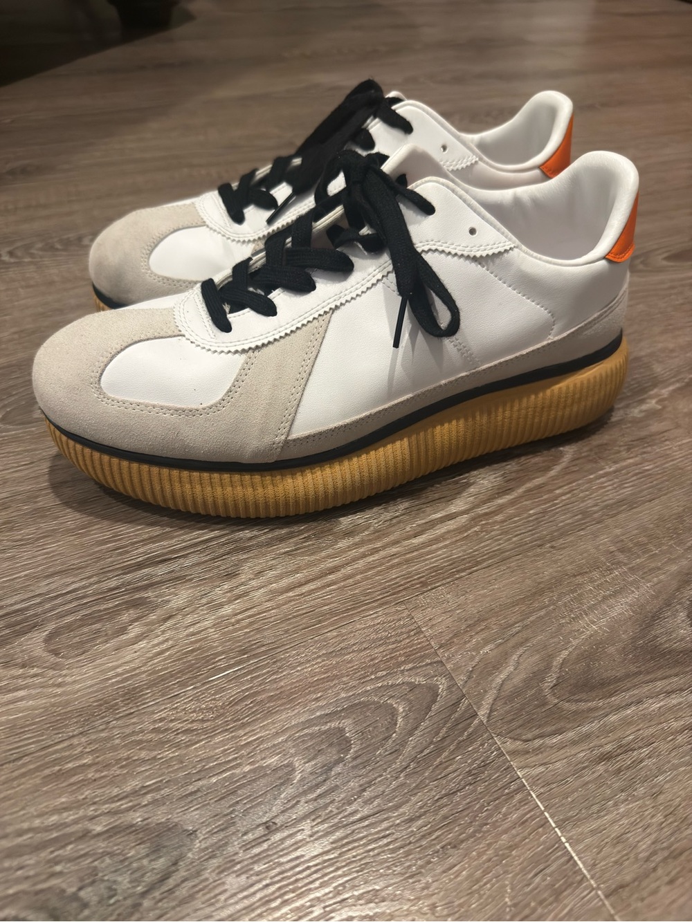 Men’s Onitsuka Tiger DELECITY WHITE HABANERO Size 11
